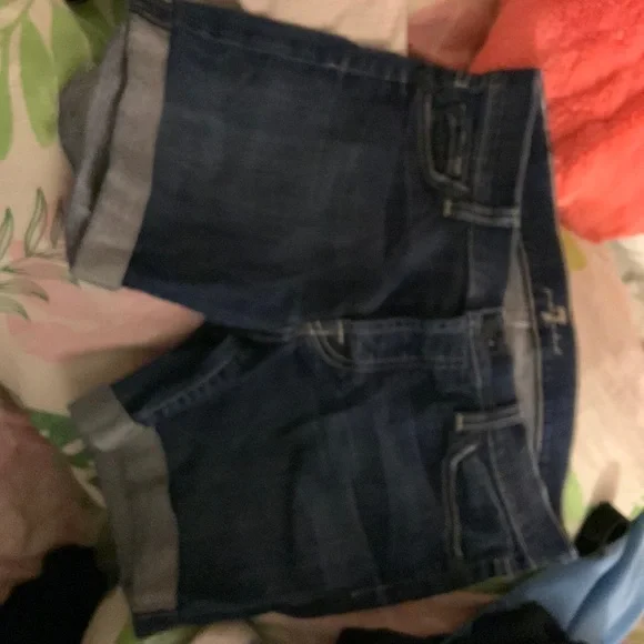 Jean shorts - Picture 2 of 6